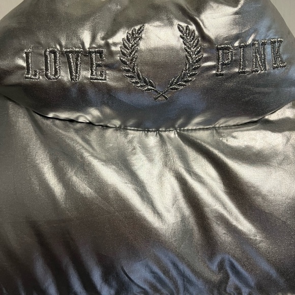 Victoria Secret PINK Vest, Silver, Love Pink, puffer Vest pockets in and out! - Picture 8 of 9